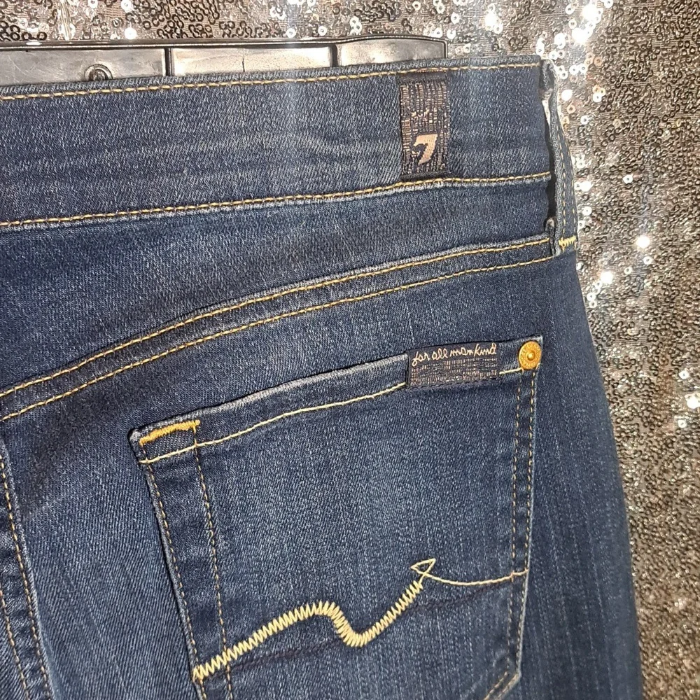 7FAM Short Inseam Bootcut - Picture 2 of 7